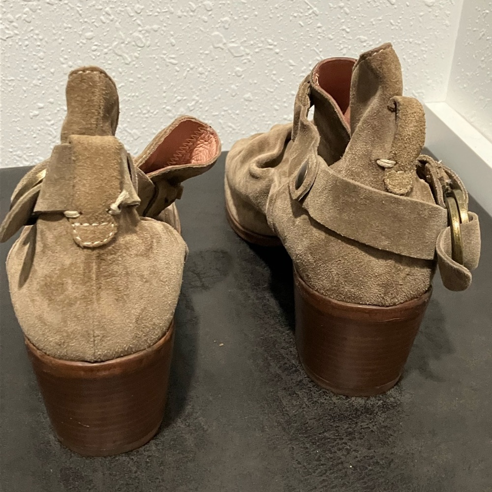 Sundance Booties With Open Toe And Heel Size 41 - image 4